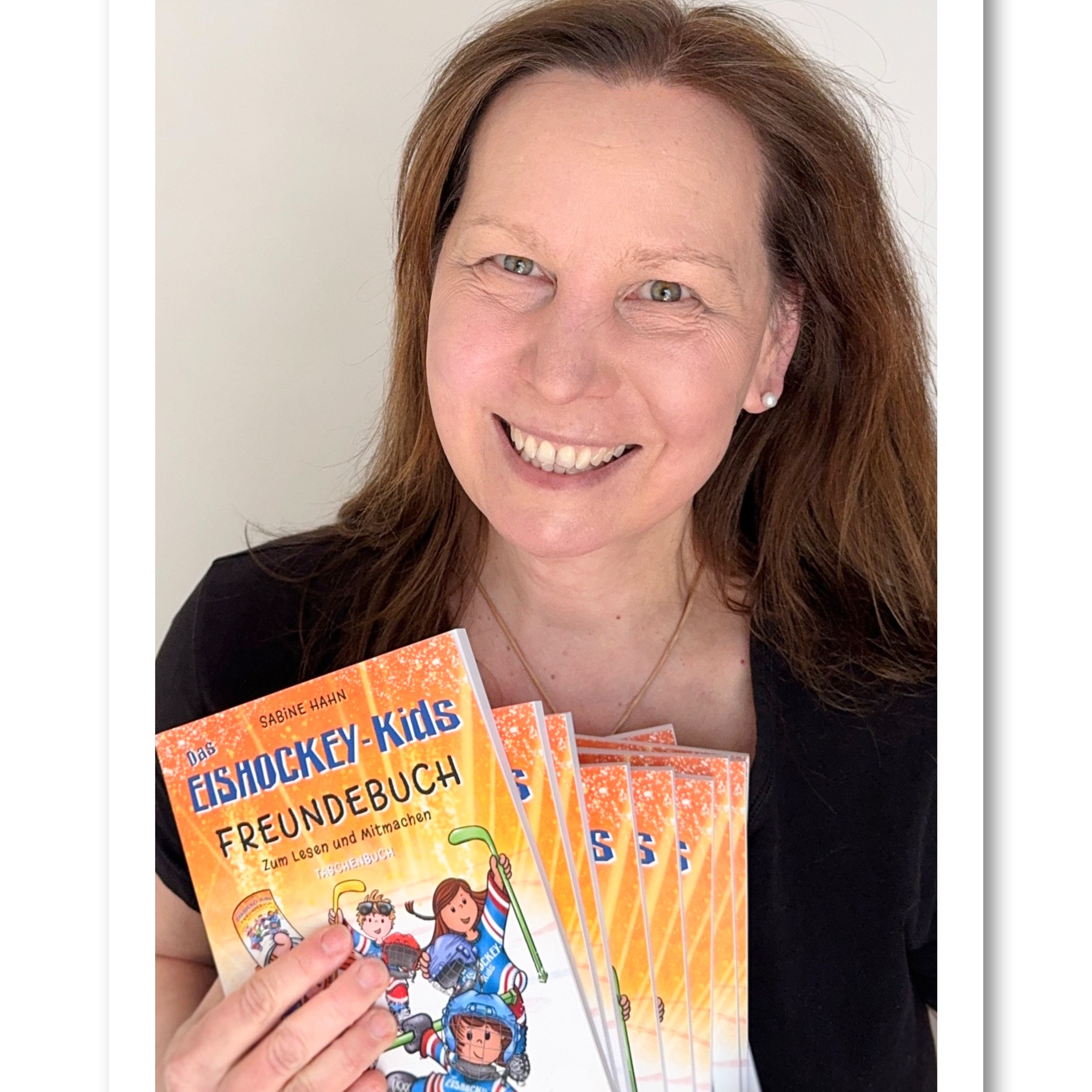 8. Autorenportrait Sabine Hahn.png 8. Autorenportrait Sabine Hahn.png